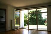 Wohnzimmer_Zugang_Terrasse_002 - 