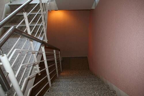 Treppenhaus_Zugang_Keller_001 - 