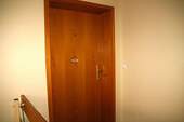 Wohnungseingangstür - 2 Zimmer Etagenwohnung in Laatzen