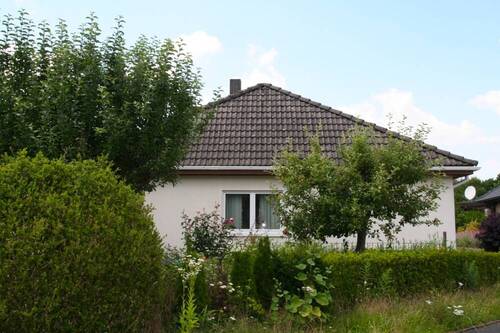 Aussenansicht-003 - Einfamilienhaus mit 100,00 m² in Hessisch Oldendorf zum Kaufen