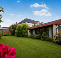 Haus zum Kaufen in Husum 295.000,00 € 140 m²