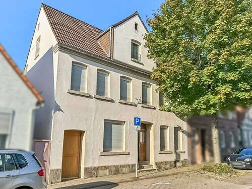 Foto - Haus zum Kaufen in Blomberg 139.000,00 € 233.74 m²