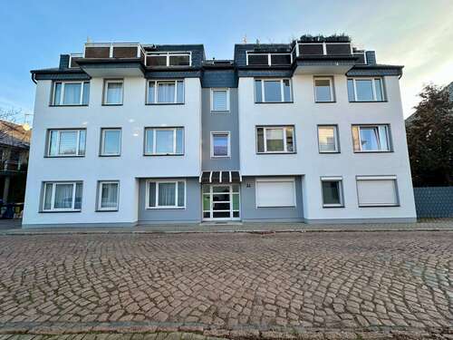 Foto - Wohnung zum Mieten in Halle 1.300,00 € 133 m²