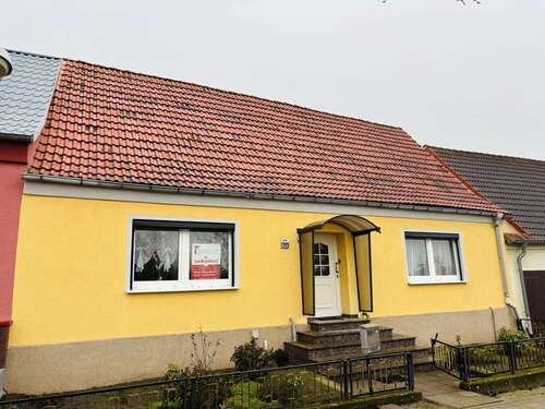 Foto - Haus zum Kaufen in Gützkow 115.000,00 € 87 m²