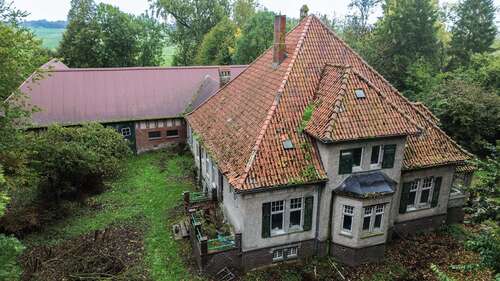 Foto - Haus zum Kaufen in Ovelgönne 319.000,00 € 300 m²