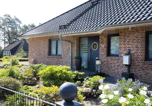 Foto - Haus zum Kaufen in Salzhausen 800.000,00 € 167 m²