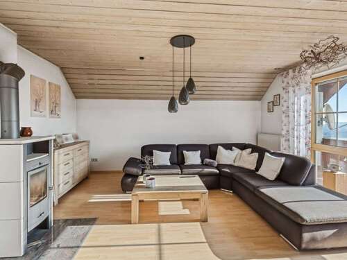 Foto - Wohnung zum Kaufen in Beratzhausen 230.000,00 € 121.72 m²