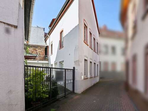 Foto - Haus zum Kaufen in Grünstadt 314.000,00 € 189.34 m²