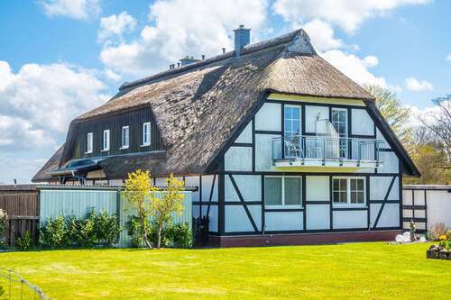 Foto - Haus zum Kaufen in Gingst 1.200.000,00 € 693 m²