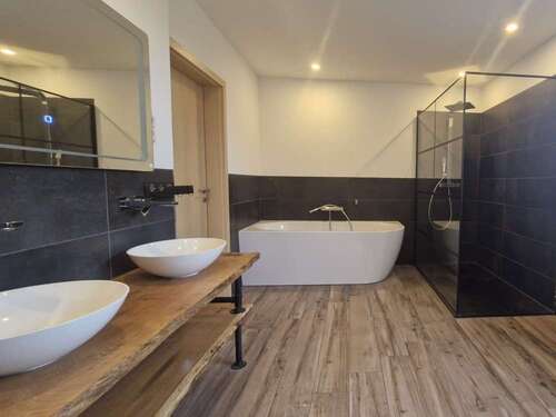 Foto - Wohnung zum Mieten in KIrchberg 850,00 € 140 m²