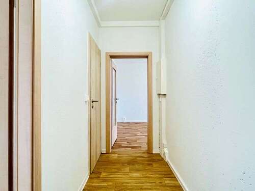 Foto - Wohnung zum Mieten in Freital 330,35 € 48.94 m²