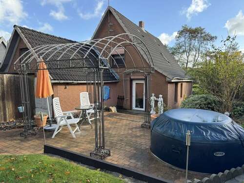 Foto - Haus zum Kaufen in Burg (Dithmarschen) 169.000,00 € 104 m²