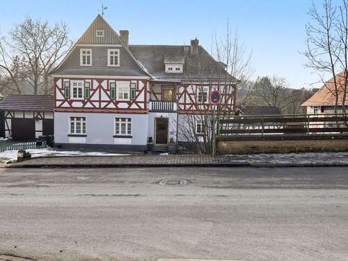 Foto - Haus zum Kaufen in Hatzfeld 240.000,00 € 192.94 m²