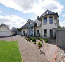 Haus zum Kaufen in Willebadessen 429.000,00 € 245.79 m²