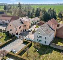 Haus zum Kaufen in Osterfeld 295.000,00 € 503 m²