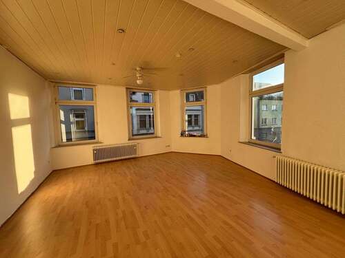 Foto - Wohnung zum Kaufen in Mülheim an der Ruhr 135.000,00 € 102 m²