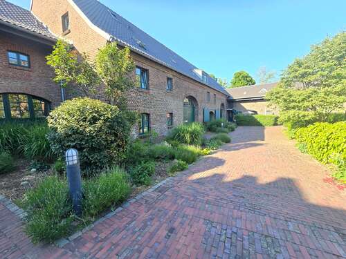 Foto - Wohnung zum Mieten in Grevenbroich 995,00 € 105 m²