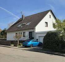 Haus zum Kaufen in Rögling 398.000,00 € 215.87 m²