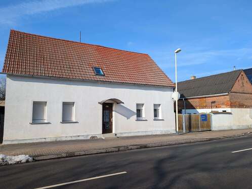Foto - Haus zum Kaufen in Bad Schmiedeberg 68.000,00 € 104 m²