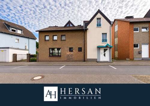 Foto - Haus zum Kaufen in Herzogenrath 379.000,00 € 229 m²