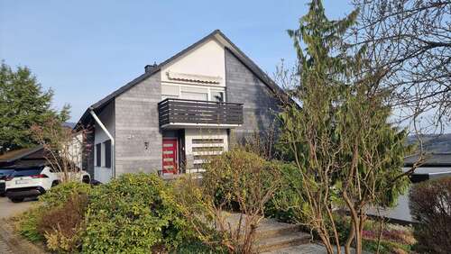 Foto - Haus zum Kaufen in Kreuztal 660.000,00 € 252 m²