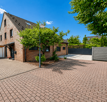 Haus zum Kaufen in Langenfeld (Rheinland) 595.000,00 € 139 m² Haus zum Kaufen in Langenfeld (Rheinland) 595.000,00 € 139 m²