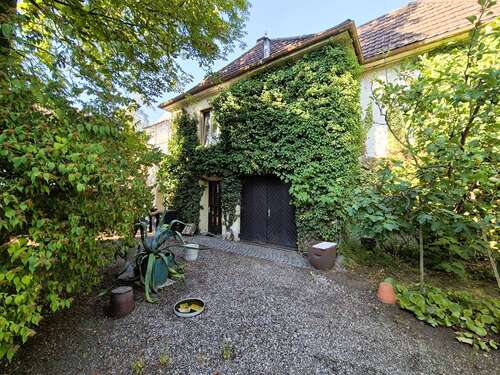 Foto - Haus zum Kaufen in Darmstadt 1.200.000,00 € 180 m²