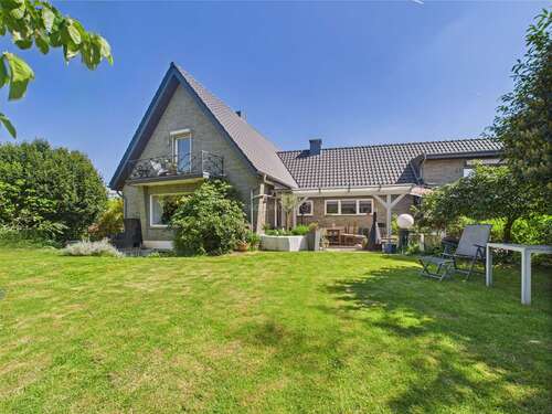 Foto - Haus zum Kaufen in Krefeld 875.000,00 € 228 m²