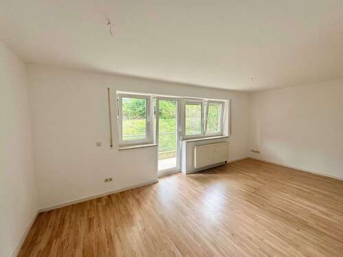 Foto - Wohnung zum Mieten in Reinsdorf 240,00 € 34.42 m²