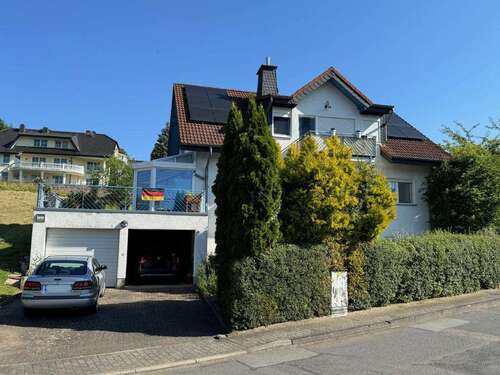 Foto - Haus zum Kaufen in Naumburg 399.000,00 € 217 m²