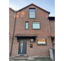 Haus zum Kaufen in Düsseldorf 545.000,00 € 127 m²