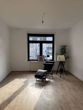 Foto - Wohnung zum Kaufen in Düsseldorf 239.000,00 € 46 m²