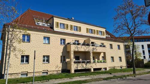 Foto - Haus zum Kaufen in Taucha 1.012.000,00 € 460 m²