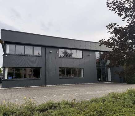 Foto - Halle in Augsburg 3.100.000,00 € 550 m²