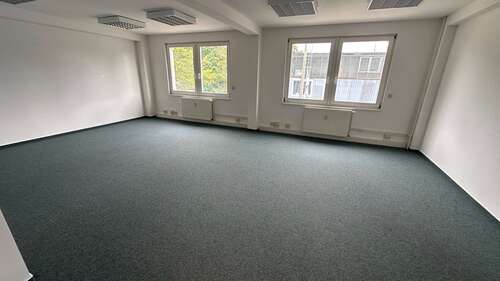 Foto - Halle in Berlin 384,00 € 35.06 m²