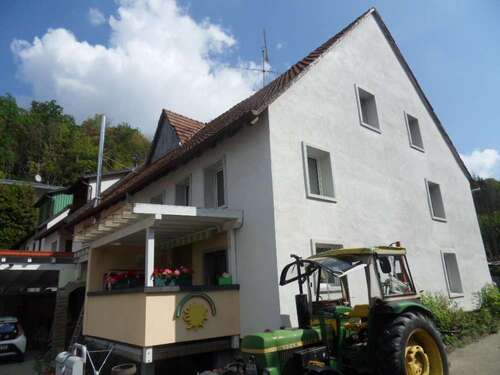 Foto - Haus zum Kaufen in Klettgau 107.000,00 € 192 m²