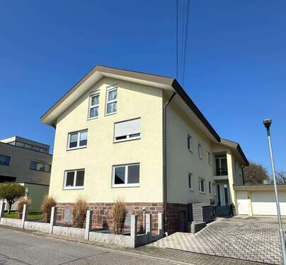 Foto - Wohnung zum Mieten in Karlsbad 1.200,00 € 120 m²