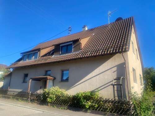 Foto - Haus zum Kaufen in Tiefenbronn 450.000,00 € 200.16 m²