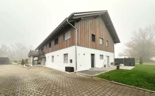 Foto - Wohnung zum Mieten in Neuching 1.550,00 € 122 m²