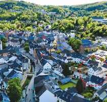 Haus zum Kaufen in Bad Münstereifel 349.000,00 € 225 m²