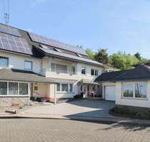 Haus zum Kaufen in Rödelhausen 310.000,00 € 364 m²