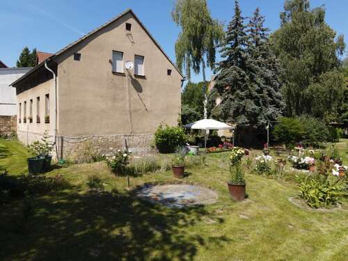 Foto - Haus zum Kaufen in Schwittersdorf (Salzatal) 119.000,00 € 105 m²