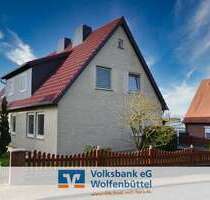 Haus zum Kaufen in Wolfsburg 325.000,00 € 183 m²