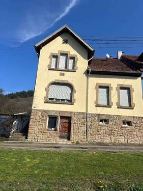 Foto - Haus zum Kaufen in Nußbach 99.800,00 € 119 m²