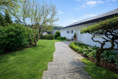 Foto - Haus zum Kaufen in Uhingen 890.000,00 € 381 m²