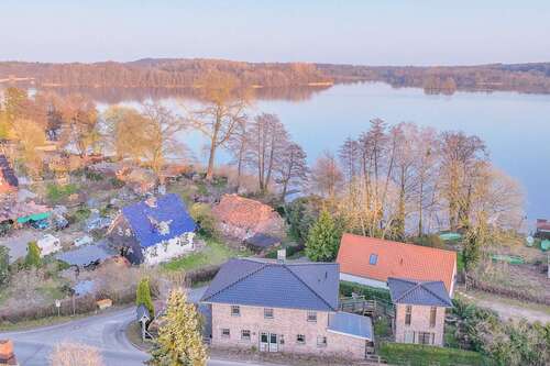 Foto - Haus zum Kaufen in Stocksee 460.000,00 € 206 m²