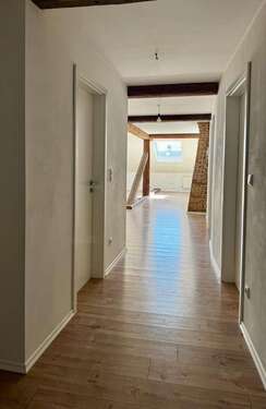 Foto - Wohnung zum Mieten in Hemau 912,00 € 100 m²