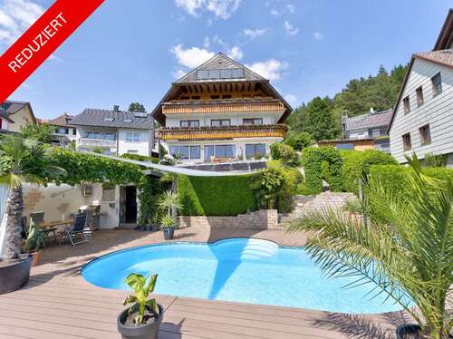Foto - Haus zum Kaufen in Schonach im Schwarzwald 1.050.000,00 € 584 m²