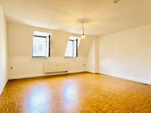 Foto - Wohnung zum Mieten in Freital 405,63 € 73.75 m²