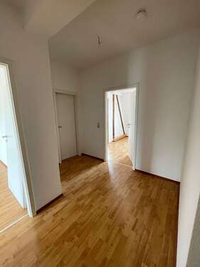 Foto - Wohnung zum Mieten in Magdeburg 490,00 € 75.25 m²